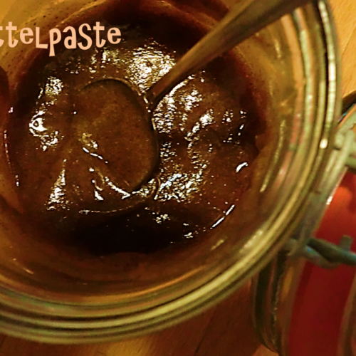 Dattelpaste zum Süßen 2 Dattelpaste zum Süßen 1