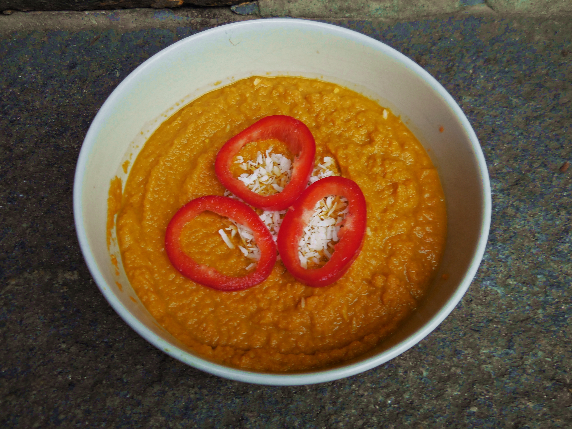 Möhren-Kokos-Suppe
