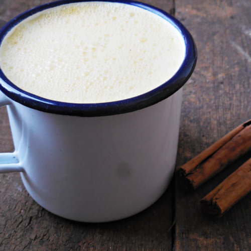 Kurkuma-Zimt-Milch 1