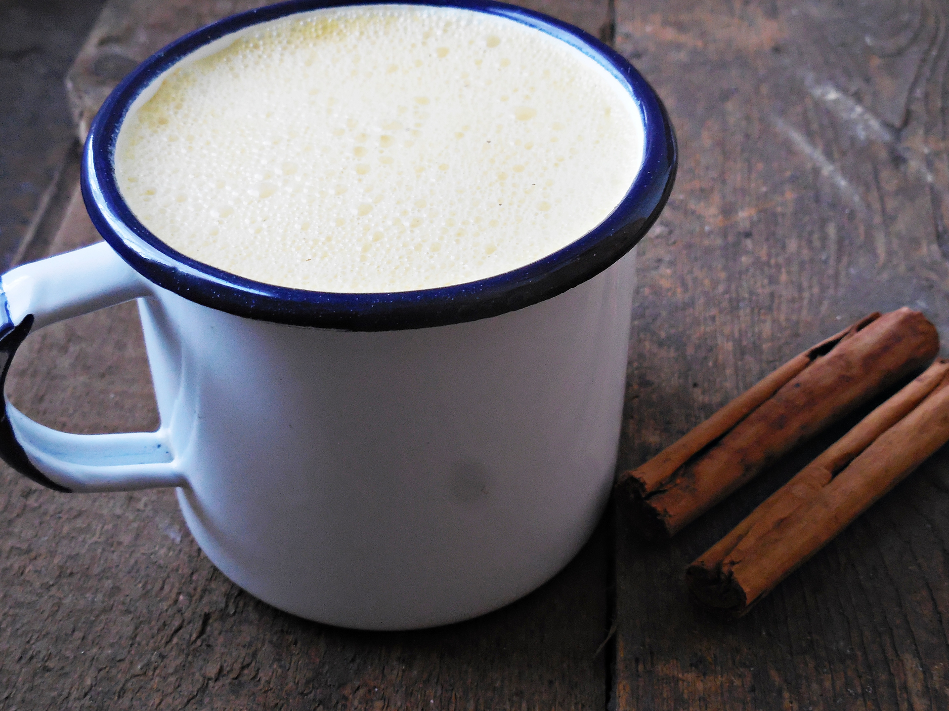 Kurkuma-Zimt-Milch
