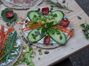 Buchweizenfladen - der Allrounder für rohe Pizzen, Flammkuchen & Co! 3 Buchweizenfladen Inspiration