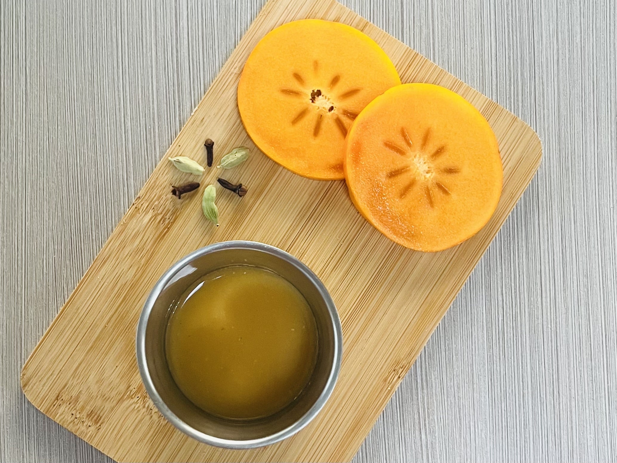 Kaki-Gewürz-Smoothie