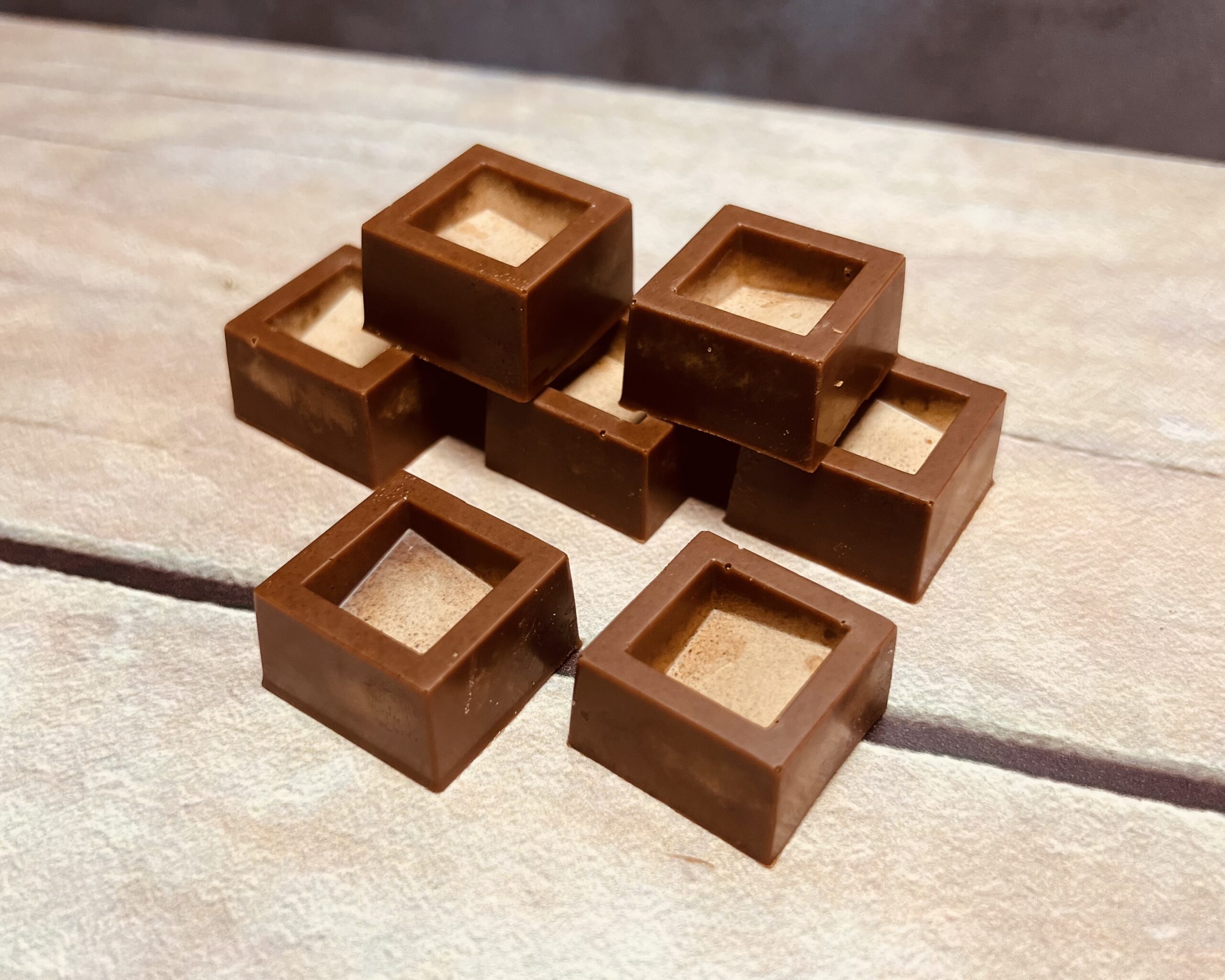 Kinder-Schokolade mit Kokosmus und Carob
