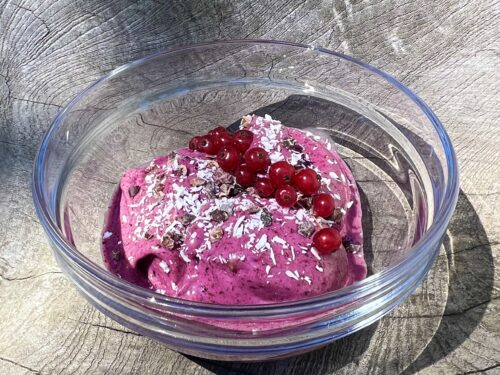 90-Sekunden-Brombeer-Eis 2 Nicecream selber machen aus Beeren, Banane und Lavendel