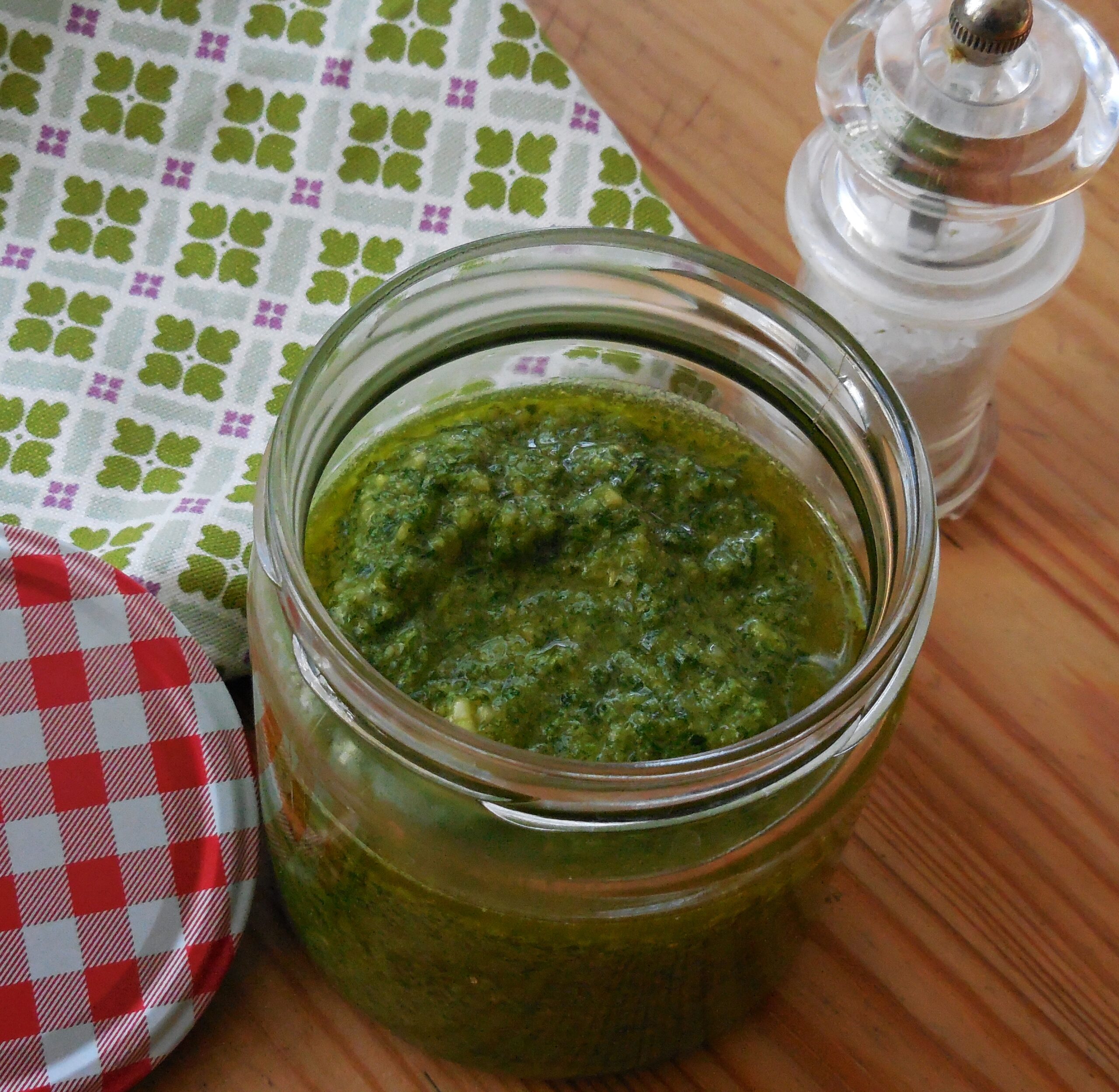 Wunderbares Hanfpesto