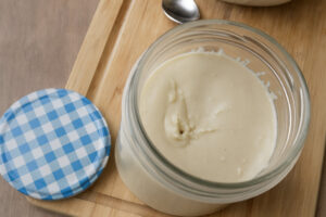 Cashewmus selber machen: Cremiges Mus im Glas