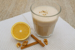 Walnuss-Orangen-Zimt-Milch