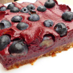 Sommerliche Heidelbeer-Schnitten roh vegan