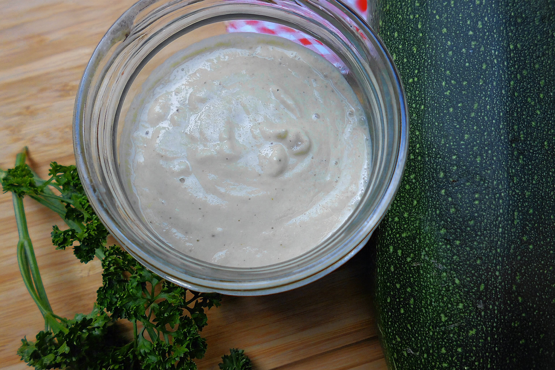 Zucchini-Hummus